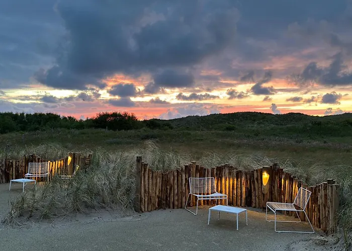 게스트하우스 In De Duinen 데쿠크